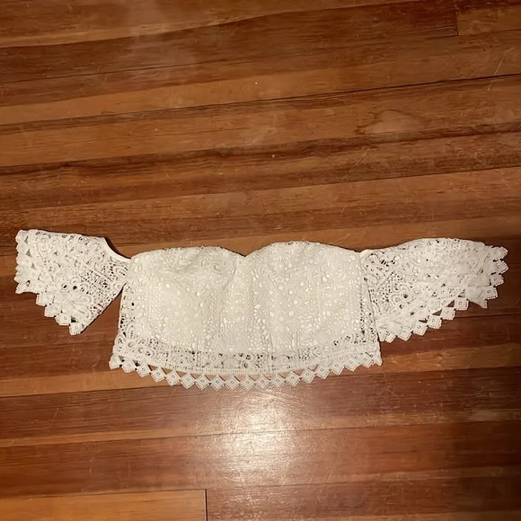 Celine Set White bridal two piece set - Picture 5 of 6